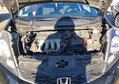 2013 Honda Fit Sport z USA, uszkodzony, nr VIN JHMGE8H53DC004626